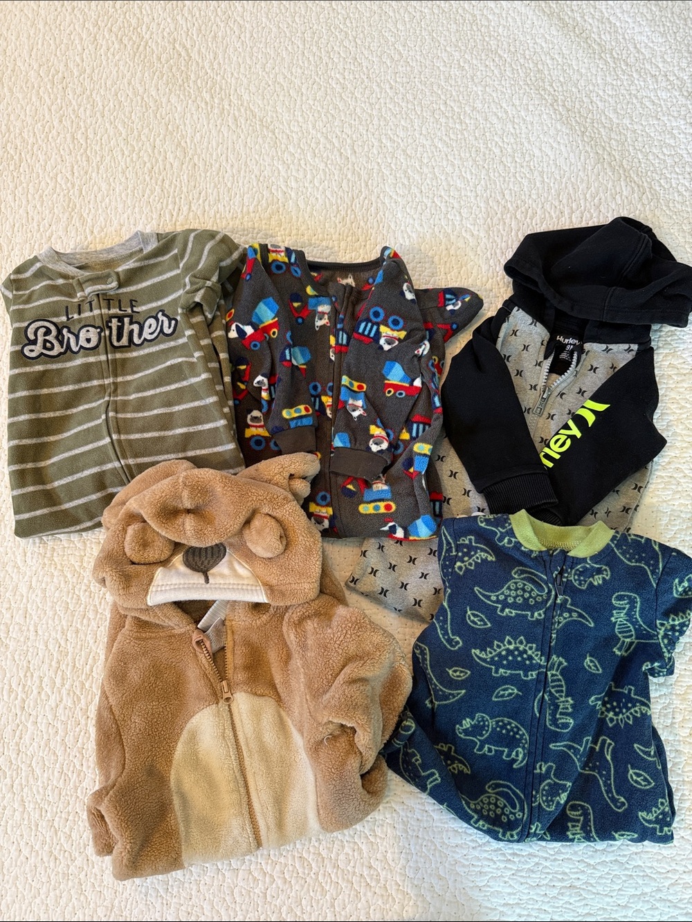 Bundle of 5 Baby Boy Zip Rompers size 9 no